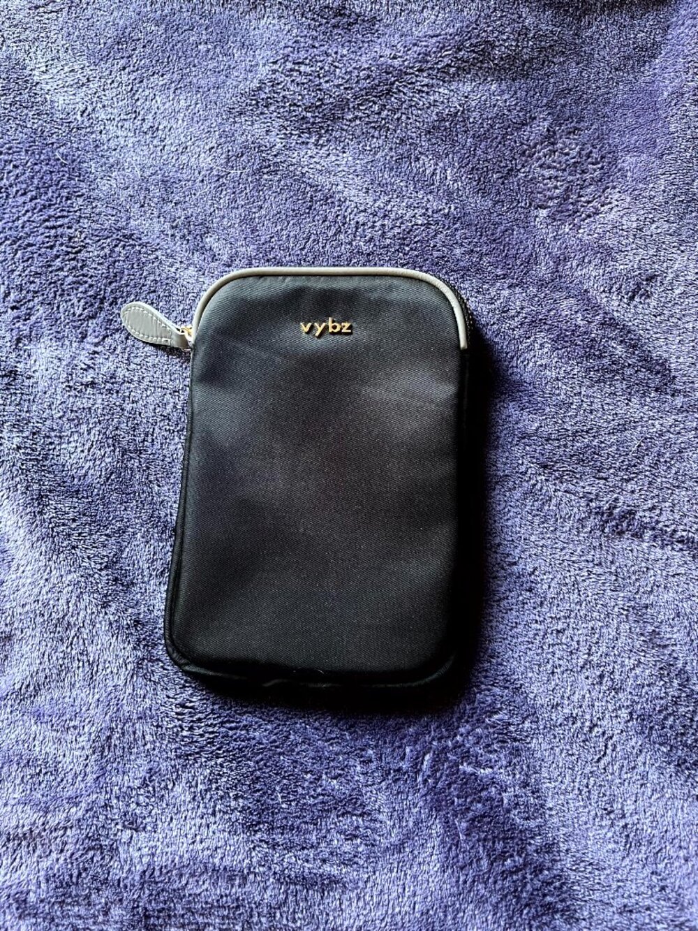 vybz Pocket Pal foldover RFID bag